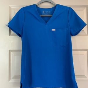 Royal Blue Figs scrub top one pocket